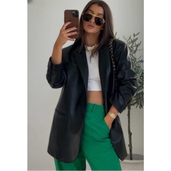 Zara Blogger Favorite Black Faux Leather Blazer Button Front Jacket Size XL NWT - Picture 7 of 16